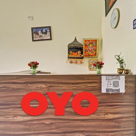 Hotel O Prince Home Stay Near Ambience Mall New Delhi Buitenkant foto